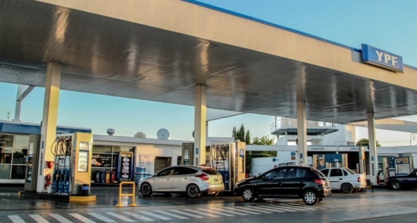 Las estaciones de servicio YPF continuar&aacute;n aceptando el pago con tarjeta de cr&eacute;dito