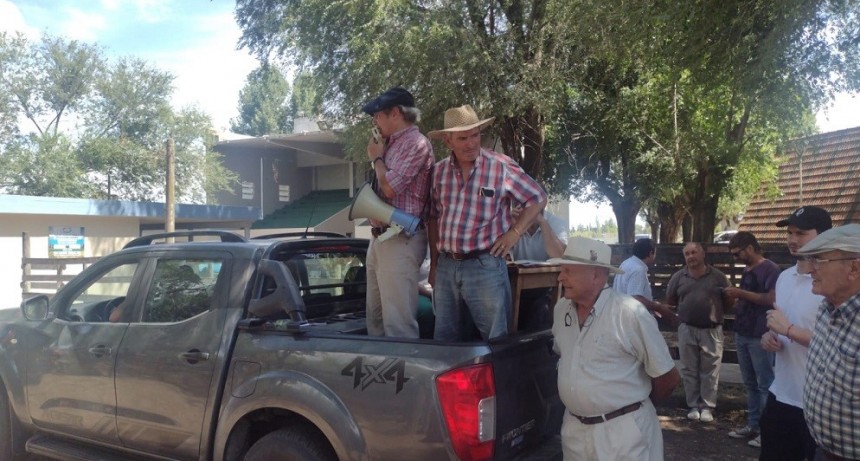 Remate &Aacute;lzaga Unzu&eacute; y C&iacute;a S.A. junto a Mario Esnal en Olavarr&iacute;a