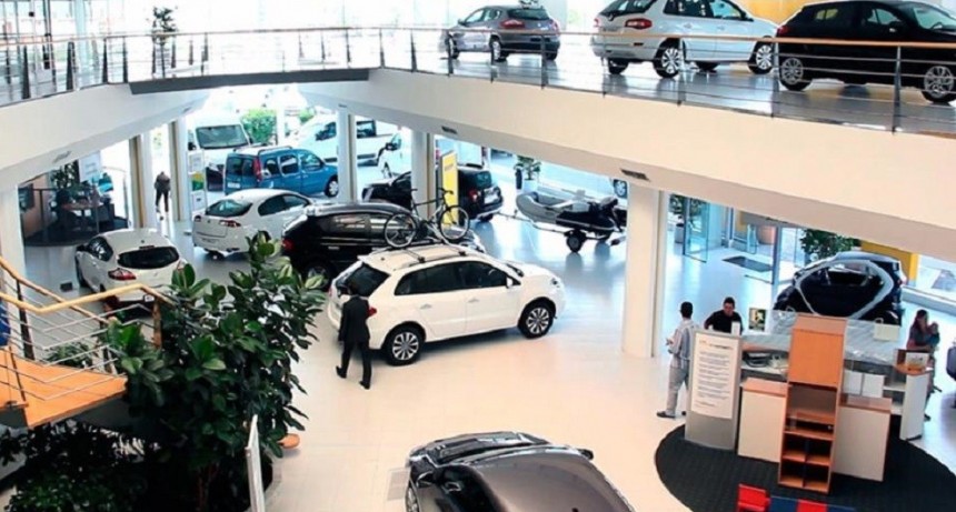 De la mano de un mercado paralizado, la financiaci&oacute;n de autom&oacute;viles cay&oacute; 19 por ciento en diciembre