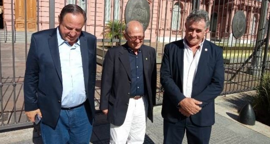 Referentes del campo y de organizaciones empresarias fueron recibidos por Caputo