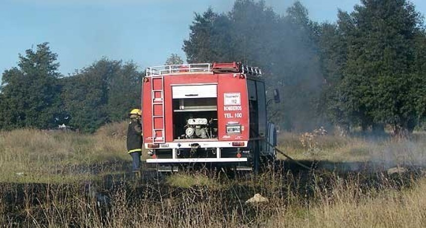 Importante incendio en inmediaciones del Enlace N&eacute;stor Kirchner