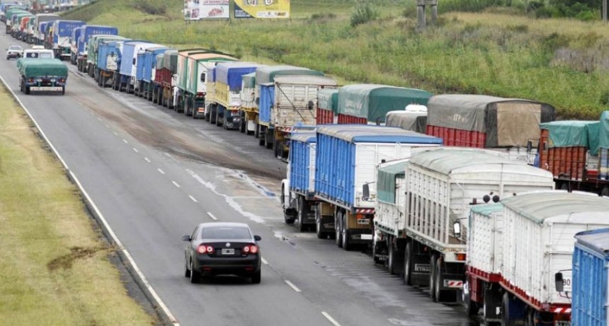 Ya se organiza el plan &ldquo;cosecha segura&rdquo; y se aguardan 14 mil camiones diarios
