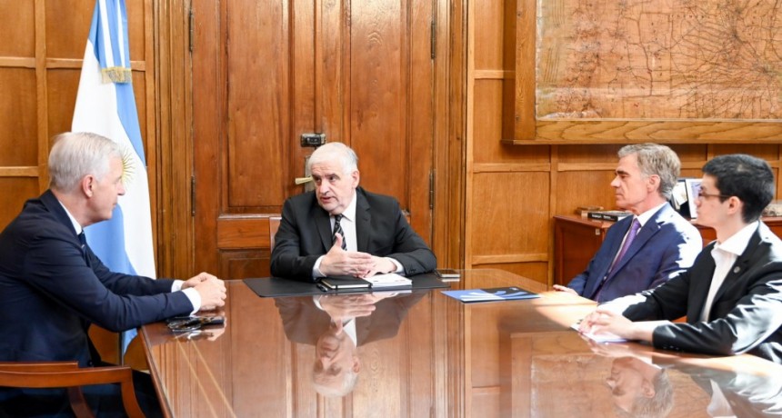 Vilella recibi&oacute; a las autoridades de la C&aacute;mara de Comercio Internacional