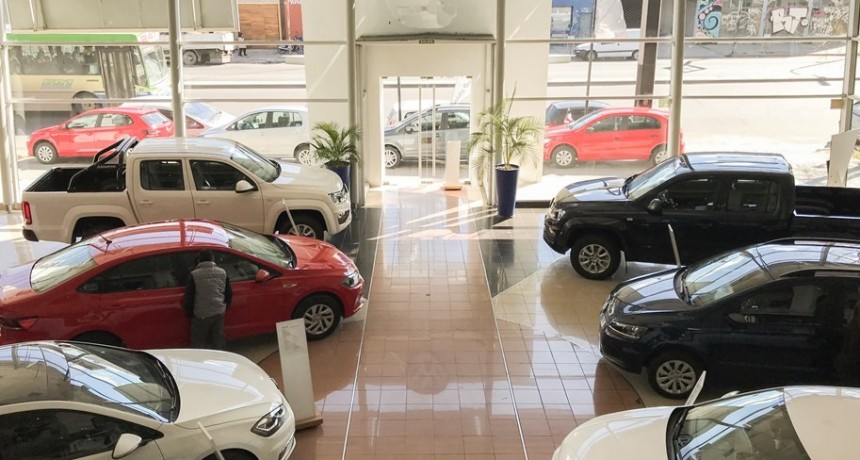 Cay&oacute; un 33% la venta de autos 0 KM durante enero a un nivel que no se ve&iacute;a en 20 a&ntilde;os