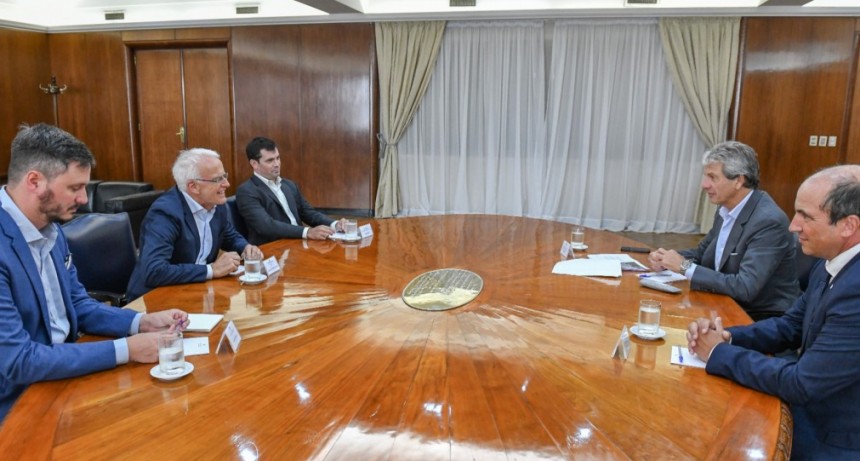 Acon Timber le anunci&oacute; al Gobierno Nacional inversiones para la industria maderera por USD 400 millones