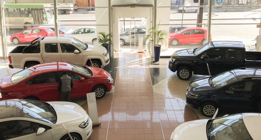 El impacto de la recesi&oacute;n fue menor al esperado en el mercado de autos usados: cu&aacute;l es el m&aacute;s vendido