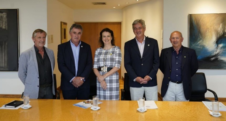 La mesa de enlace se reuni&oacute; con Mondino para debatir sobre la apertura de nuevos mercados y el acuerdo Mercosur-Uni&oacute;n Europea