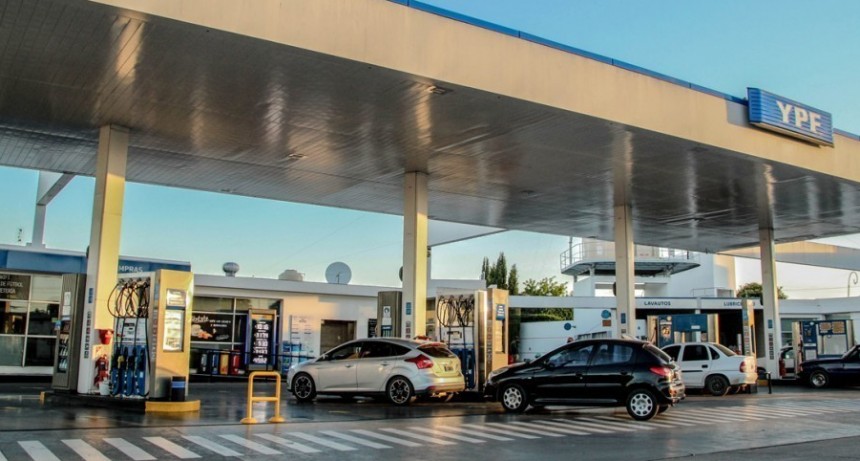 Febrero inici&oacute; con aumento de combustibles