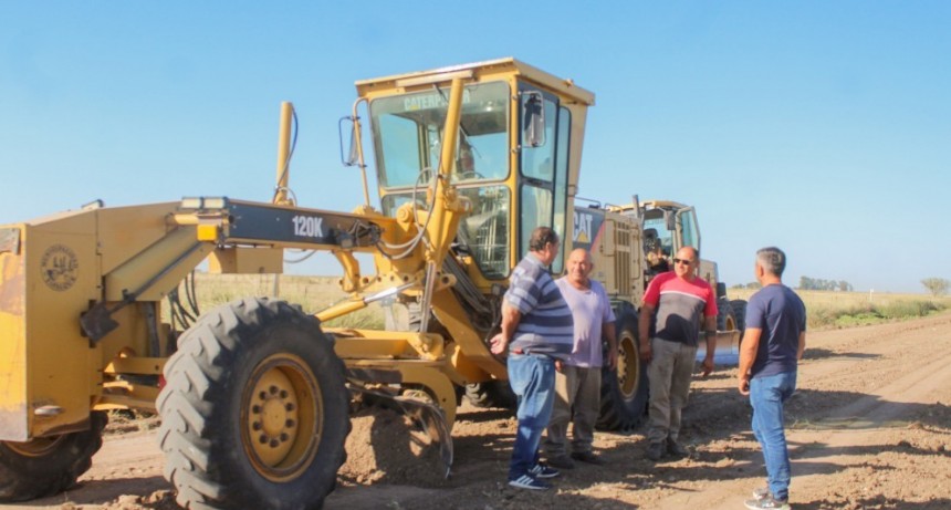 Tapalqu&eacute;: trabajos en caminos y obras en diferentes puntos del partido