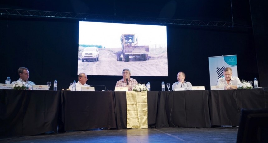 Rodr&iacute;guez: 'Para impulsar la producci&oacute;n de trigo se necesita financiamiento, infraestructura y desarrollo tecnol&oacute;gico'