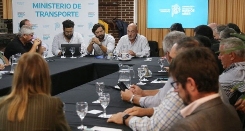 La Provincia acord&oacute; una nueva tarifa de referencia para el transporte de cargas