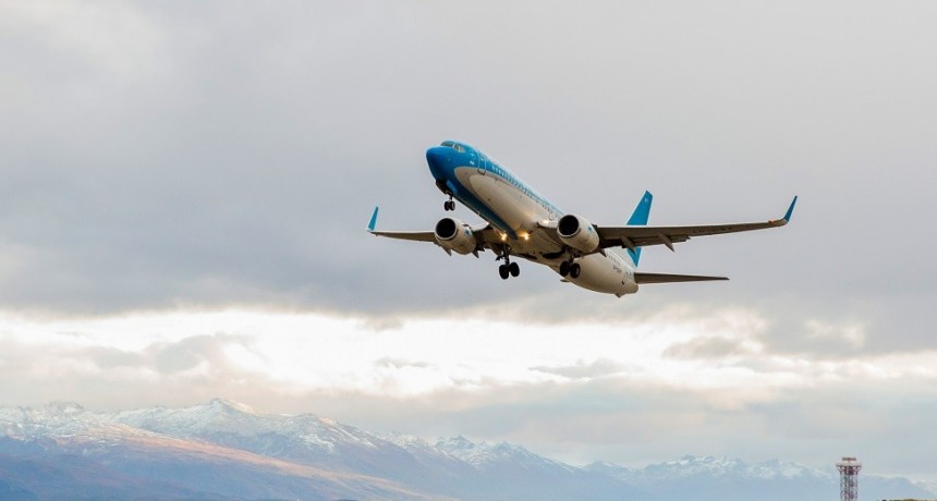 Argentina y Brasil liberaron vuelos y ya no existe el l&iacute;mite del tr&aacute;fico a&eacute;reo entre ambos pa&iacute;ses