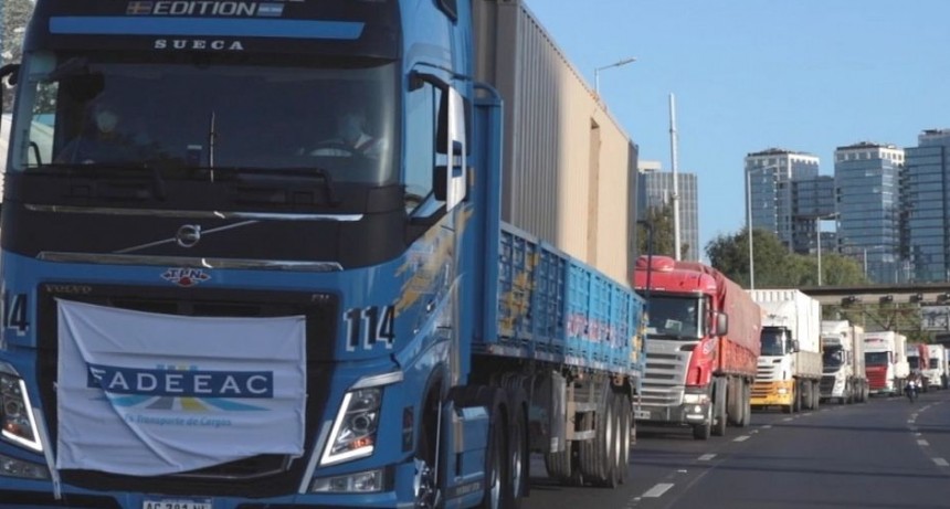 FADEEAC pide la revisi&oacute;n de la disposici&oacute;n que restringe la circulaci&oacute;n de camiones