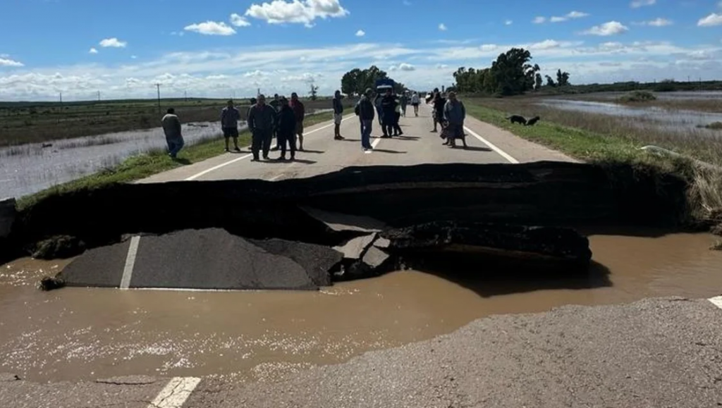 Colapsó la ruta 3 sur, en el kilómetro 711