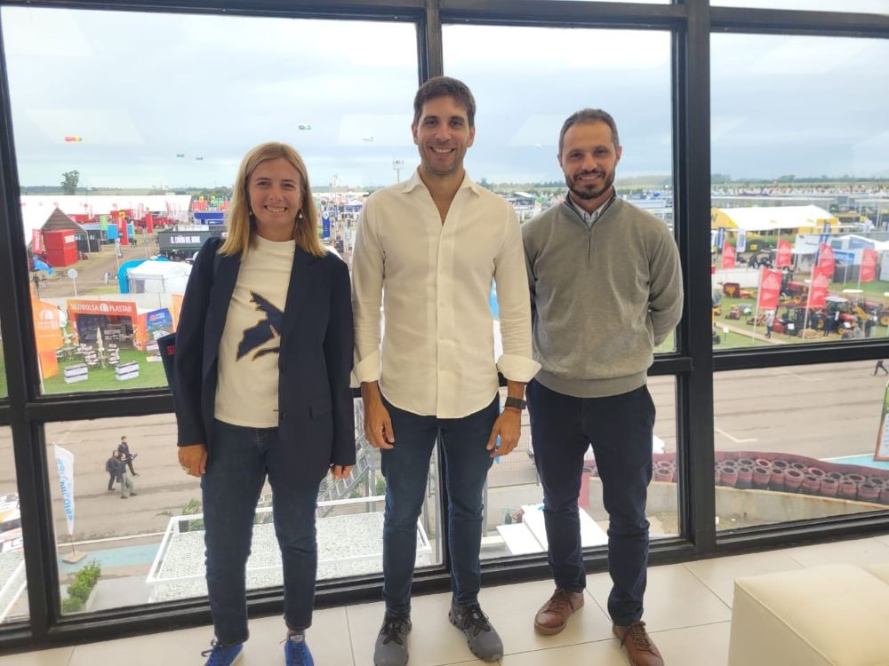 Martín Endere visitó Expoagro y se reunió con el intendente Santiago Passaglia