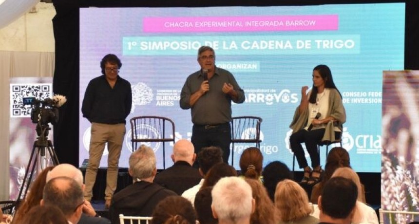  Javier Rodr&iacute;guez en la apertura del Primer Simposio de la Cadena de Trigo