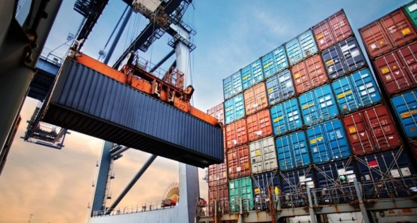 Simplifican tr&aacute;mites aduaneros para favorecer exportaciones
