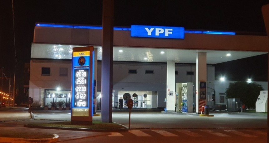 YPF aument&oacute; el precio de los combustibles este domingo