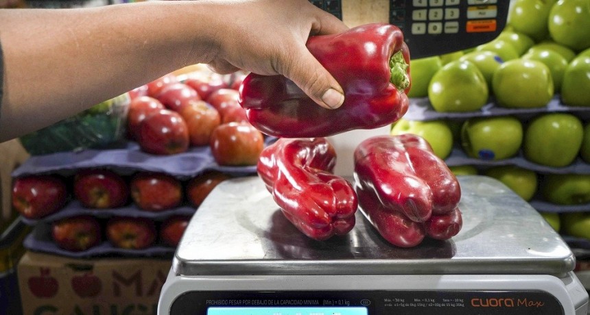 Agroalimentos: el consumidor pag&oacute; en marzo 3,7 veces m&aacute;s de lo que cobr&oacute; el productor