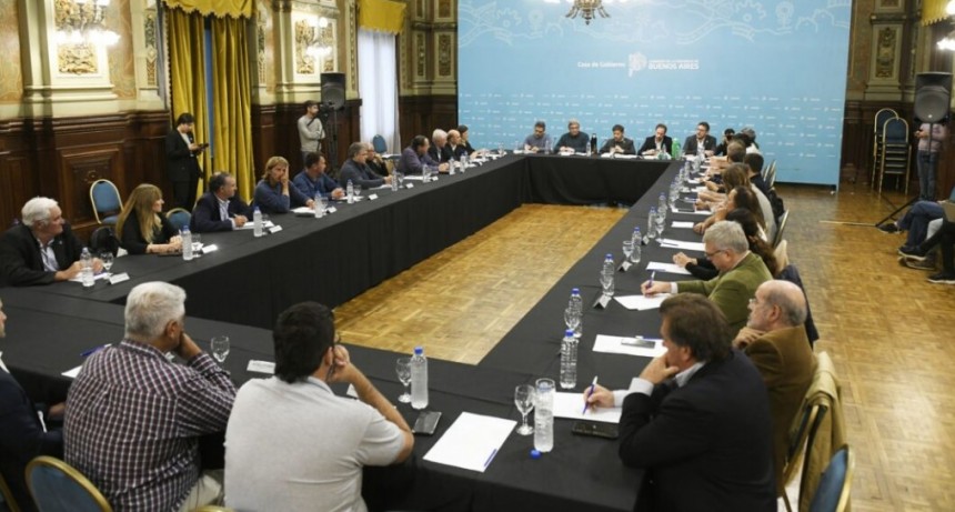 Kicillof recibi&oacute; a representantes de la Mesa Agropecuaria