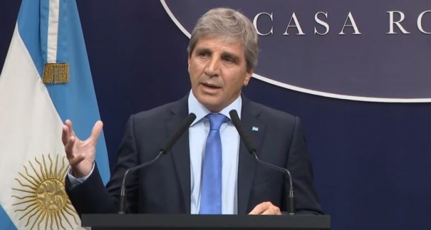 Caputo levant&oacute; el cepo para las personas y el d&oacute;lar flotar&aacute; entre $1.000 y $1.400