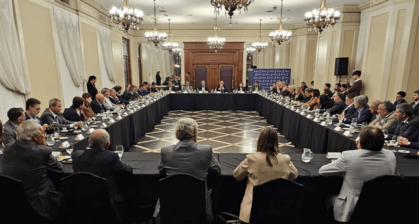 La Mesa de Enlace en un encuentro con el Gobierno