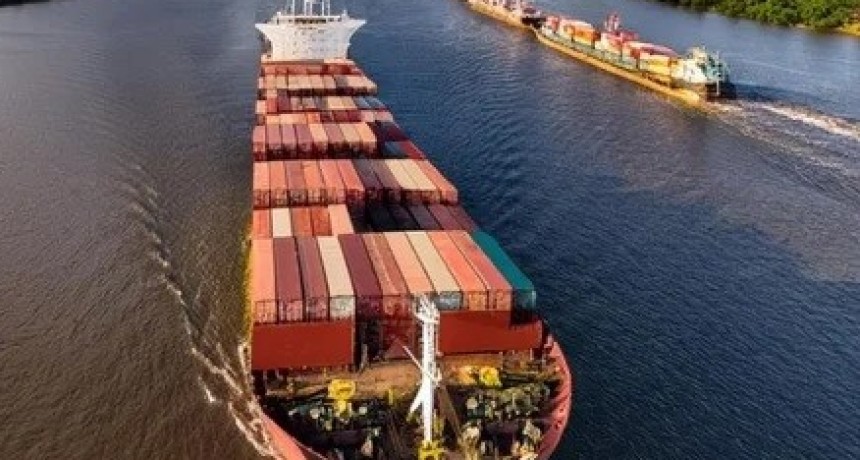 El Gobierno aprob&oacute; la primera etapa de la licitaci&oacute;n de la Hidrov&iacute;a y dos empresas siguen en carrera