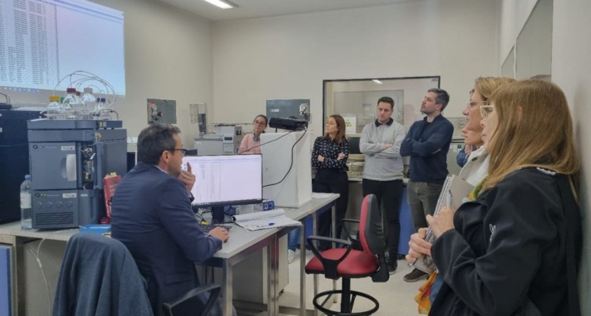 Actualizaci&oacute;n de conocimientos t&eacute;cnicos para los laboratorios de todo el pa&iacute;s