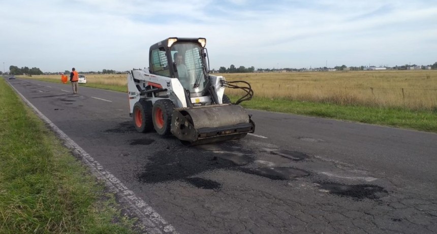 Se solicita circular con precauci&oacute;n por tareas de bacheo
