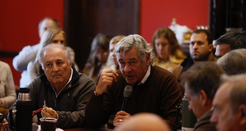 Reuni&oacute;n de Comisi&oacute;n Directiva Ampliada en la Sociedad Rural de Azul