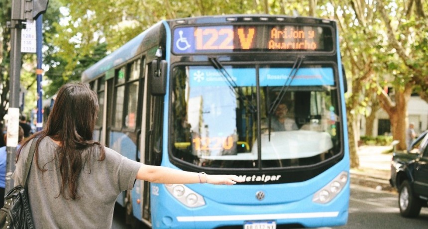 En medio del conflicto por los subsidios al transporte, el Gobierno otorgar&aacute; $16.000 millones al sector