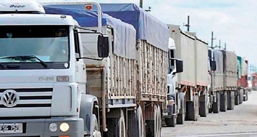 Los costos del transporte de cargas aumentaron 11,85 por ciento en mayo y acumula 44,6 por ciento en el a&ntilde;o