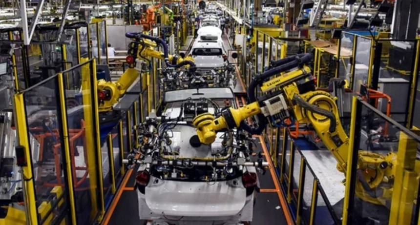 Fuerte ca&iacute;da en la producci&oacute;n de autos en mayo aunque las ventas repuntaron respecto de abril