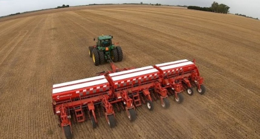 Aplicar&aacute;n inteligencia artificial y rob&oacute;tica a tecnolog&iacute;as agr&iacute;colas