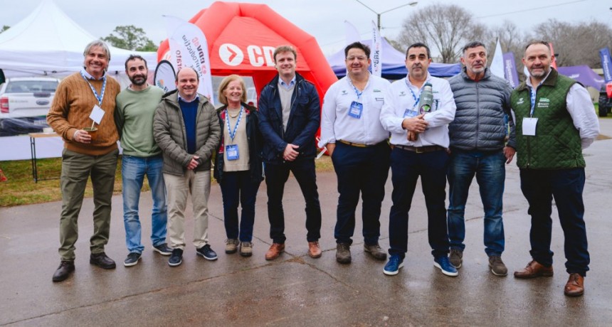 El intendente Wesner particip&oacute; de la inauguraci&oacute;n de &ldquo;La ganader&iacute;a que viene&rdquo;