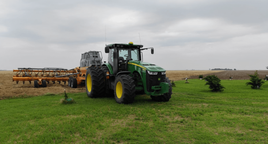 La &ldquo;traum&aacute;tica y tentadora&rdquo; oportunidad de importar maquinaria agr&iacute;cola usada 