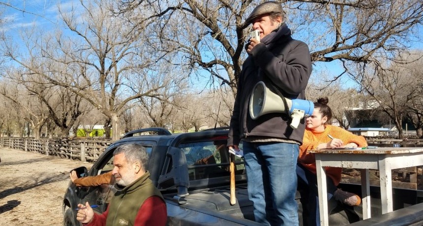 Remate Alzaga Unzu&eacute; y C&iacute;a S.A junto a Mario Esnal