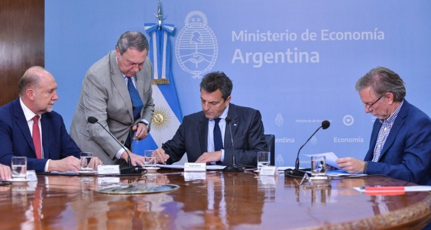 Anunciaron inversiones de $7.000 millones para tamberos de SF y la llegada del gasoducto lechero