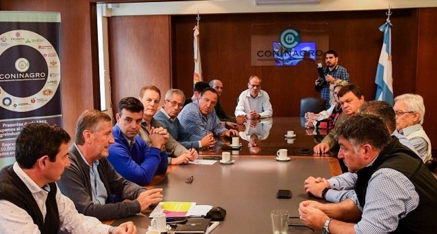 Coninagro, Inta y el Inaes capacitaron a m&aacute;s de 200 t&eacute;cnicos agropecuarios en todo el pa&iacute;s