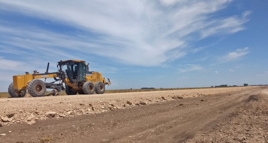 Caminos rurales: suman nuevas licitaciones para alquiler de equipos y camiones