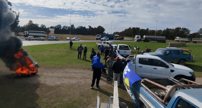 La UATRE profundiza su reclamo, con protestas en las rutas