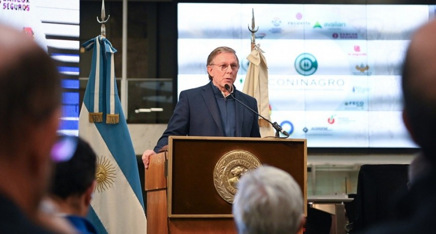 Bahillo en el Congreso de CONINAGRO: "Compartimos la visi&oacute;n del cooperativismo de que la soluci&oacute;n es colectiva y no un s&aacute;lvese quien pueda"