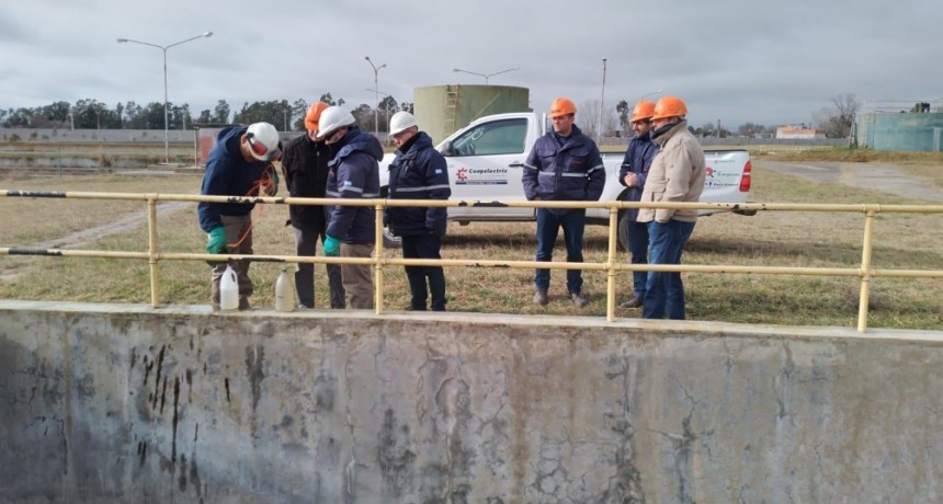 Coopelectric puso en marcha un laboratorio propio para analizar el agua