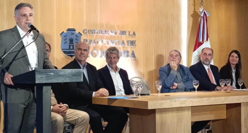 El Gobierno nacional lanza dos nuevas l&iacute;neas de cr&eacute;ditos productivos pagaderos en producto para tecnificar la agroindustria