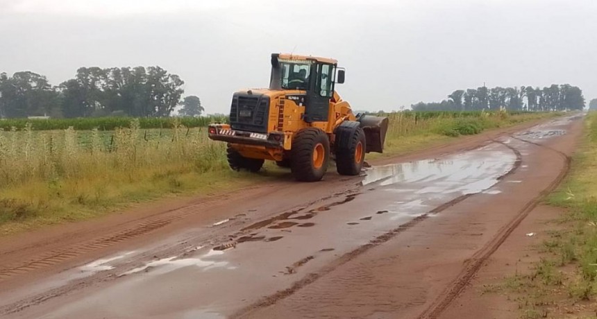 Reuni&oacute;n sobre caminos rurales en Bol&iacute;var