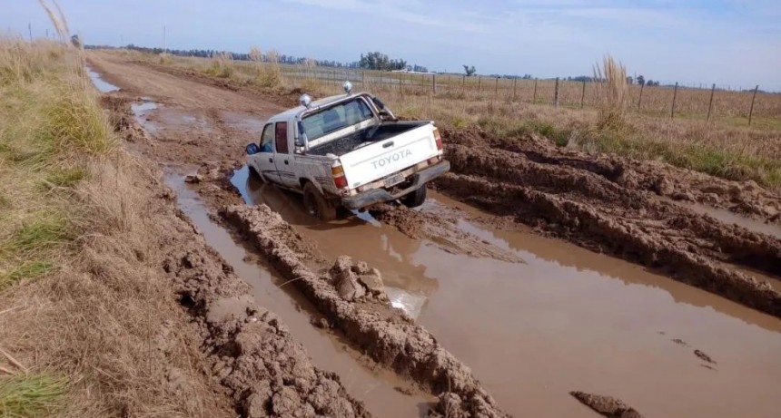 "As&iacute; est&aacute;n los caminos en Bol&iacute;var": el tuit de Pedro Vigneau que se volvi&oacute; viral
