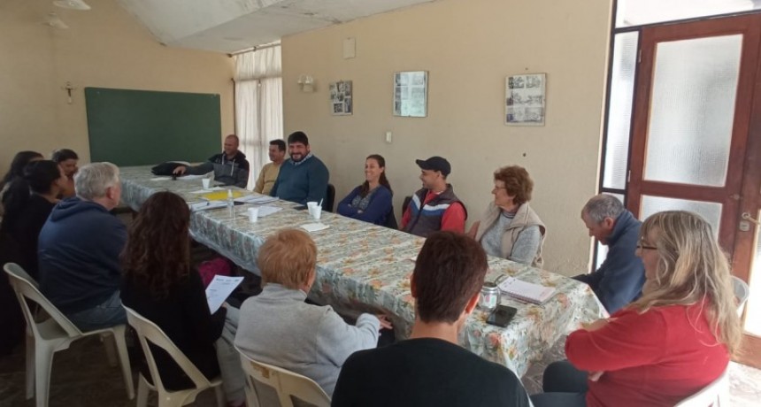El equipo de Desarrollo Econ&oacute;mico estuvo en Recalde y Espigas