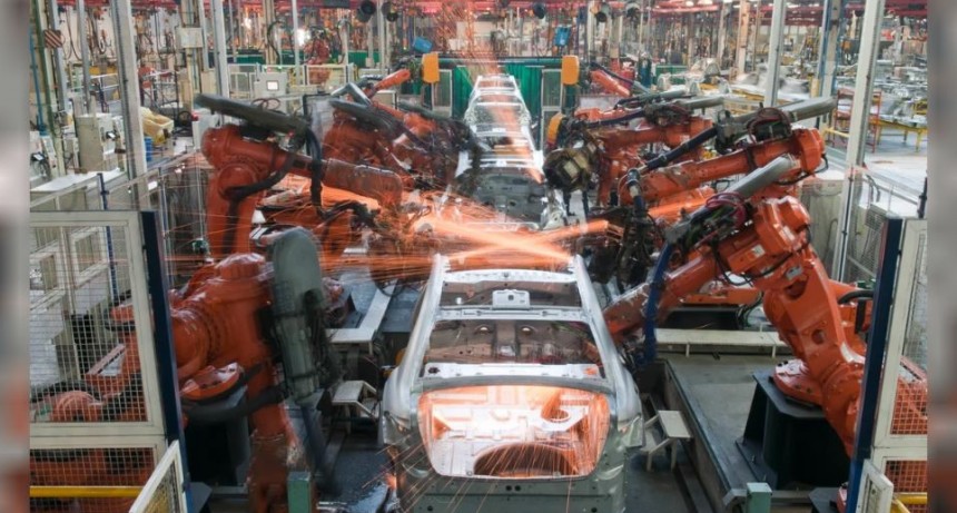 La producci&oacute;n automotriz aument&oacute; en agosto 16,2% respecto a julio