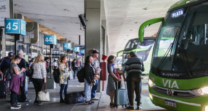 El Gobierno desregular&aacute; el transporte de larga distancia
