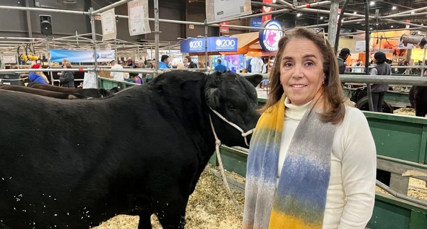 Patricia Iglesias: &ldquo;La Rural est&aacute; llena, Bol&iacute;var est&aacute; explotado&rdquo;